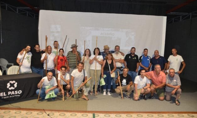 EL JUEGO DEL PALO QUIERE RECUPERAR SU LUGAR EN LA SOCIEDAD CANARIA