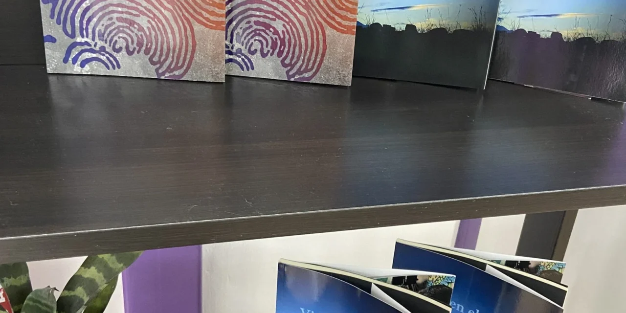 FIRMA DE LIBROS, VIERNES 11 DE OCTUBRE EN EL RINCÓN DE LAS VIOLETAS