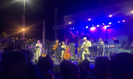 ELIADES OCHOA EN EL CARNAVAL DE LOS LLANOS DE ARIDANE
