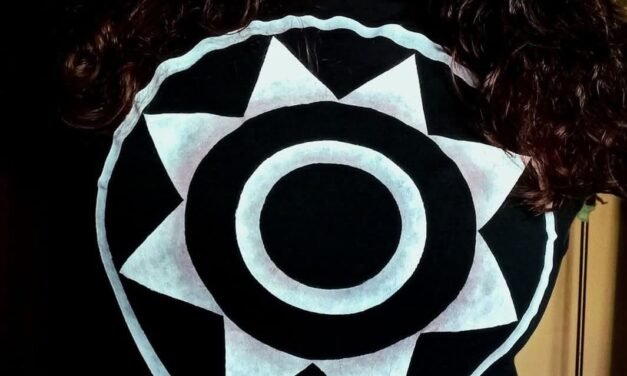 IRUENE, ROPA ARTESANA CON ORIGEN AMAZIGH