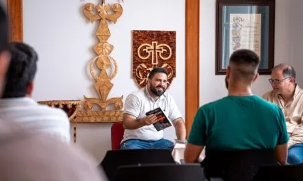 PRESENTACIÓN DE 100 PROSAS, 9 MUSAS, DEL AUTOR MACENSE JOEL PÉREZ NOGUERA, EN EL MUSEO CASA ROJA