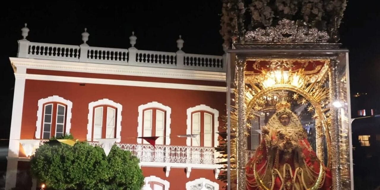 DÉCIMAS DE JOEL A LA VIRGEN DE LAS NIEVES EN VILLA DE MAZO, LA PALMA